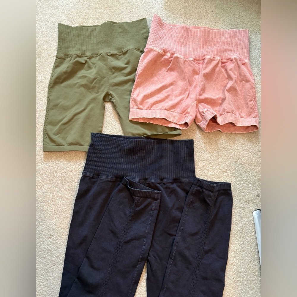 FP Movement Bundle (2 Shorts & 1 Legging) M/L fit like S/M